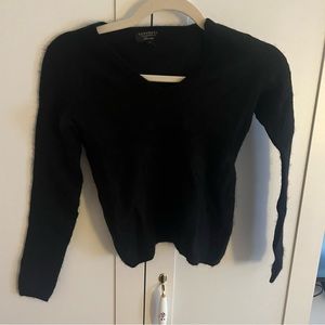 100% cashmere V neck fitted sweater